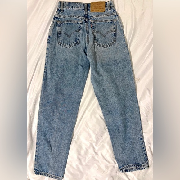 Levi's Denim - VINTAGE Levi’s 550 High Waisted Mom Jeans size US 2